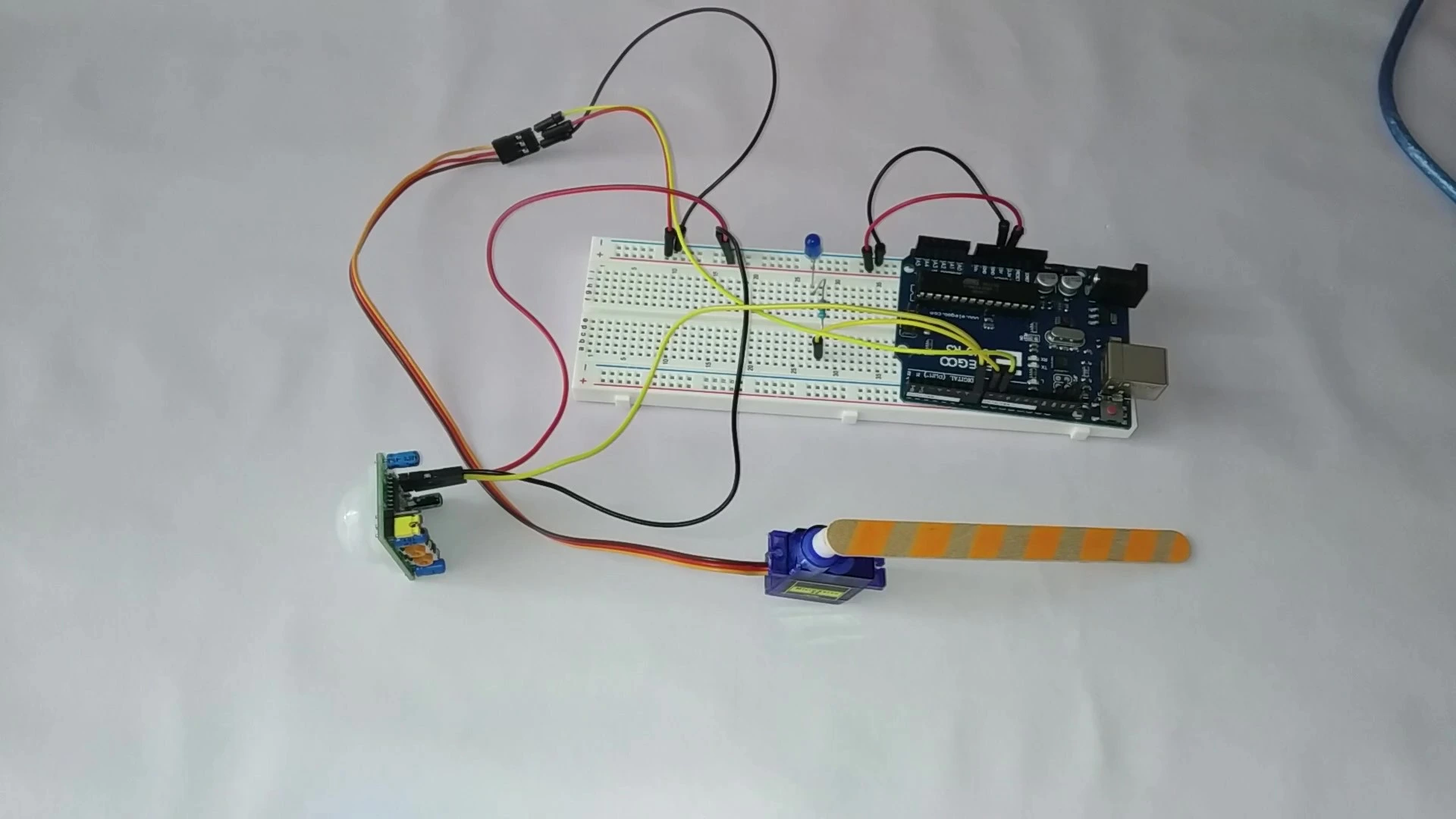 barrera automatica con sensor de movimiento