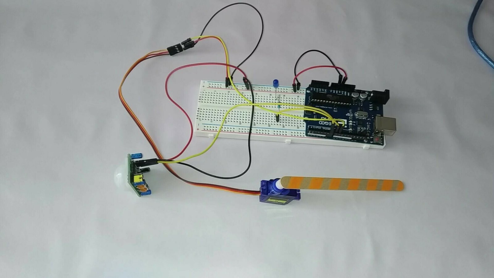 barrera automatica con sensor de movimiento